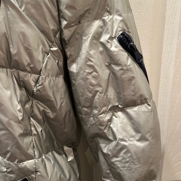 🌟HOST PICK🌟 American Eagle Silver Puffer Coat - Picture 12 of 16